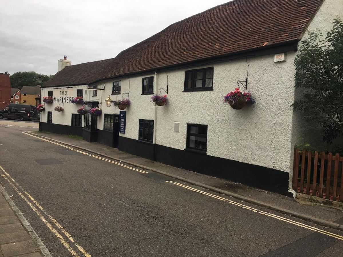 Bagshot Pennyhill Camberley Ascot Luxury 2 Beds 1 Bath Sleeps 4 Pets Ok Permit Parking公寓 外观 照片
